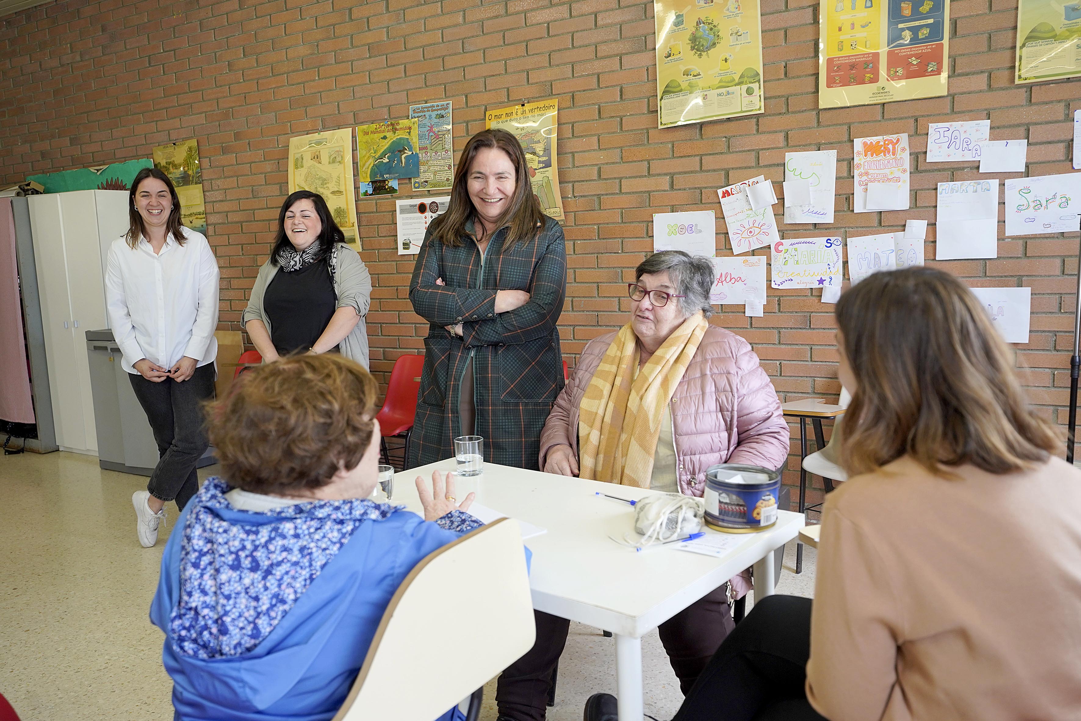 Image 1 of article A delegada da Xunta en Vigo salienta o labor social que realiza a asociación e escola Xaruma de saúde mental