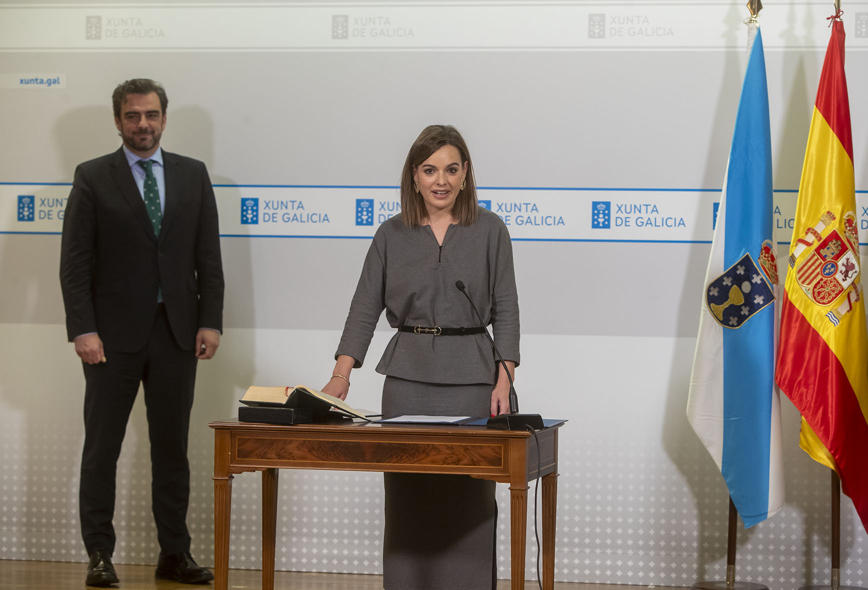 Image 1 of article Diego Calvo preside a toma de posesión de Judit Fontela como directora Xeral de Mobilidade