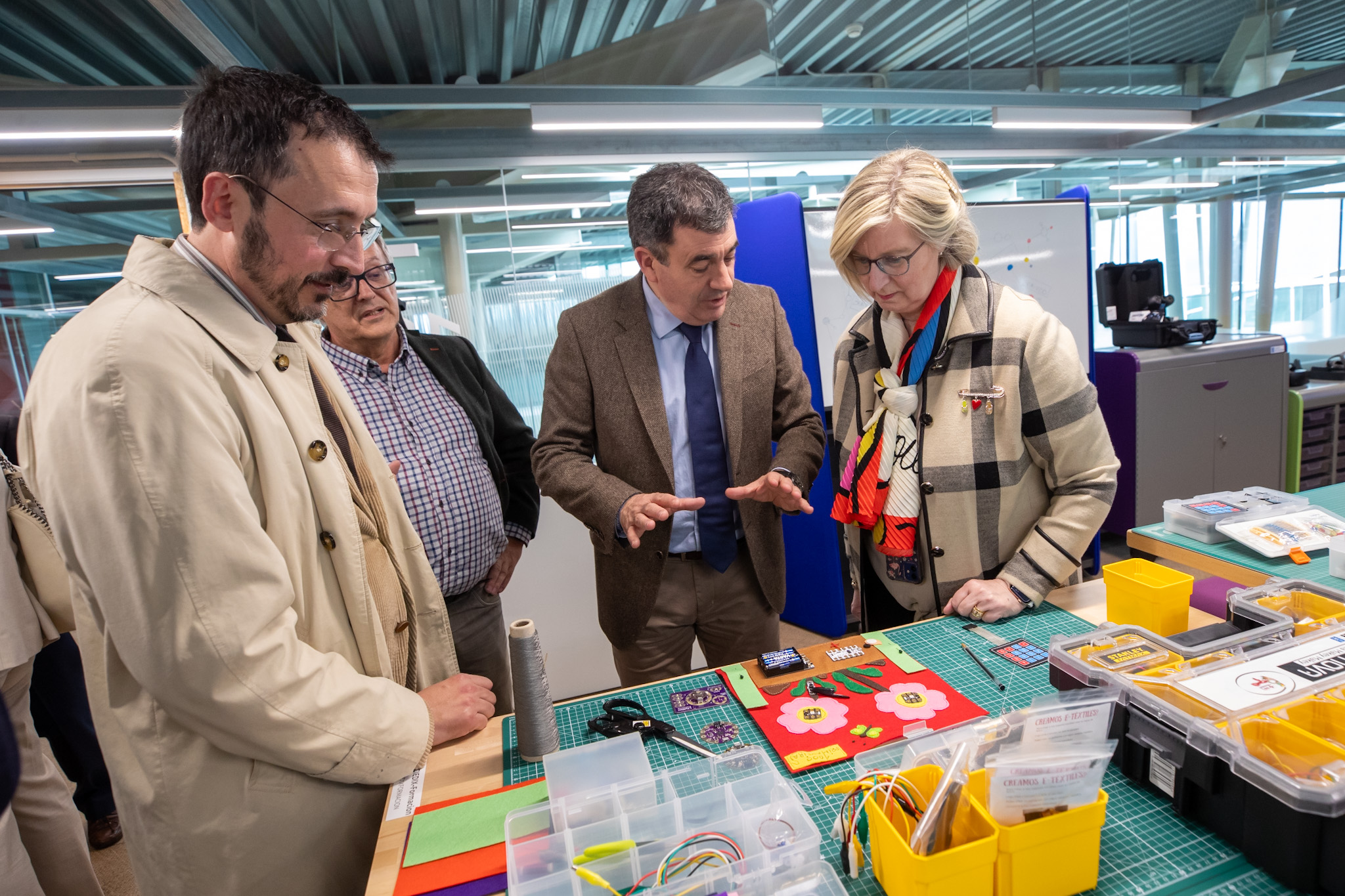 Imagen del artículo Román Rodríguez recibe unha delegación do Goberno cántabro que visita Galicia para coñecer as claves da calidade e equidade do sistema educativo