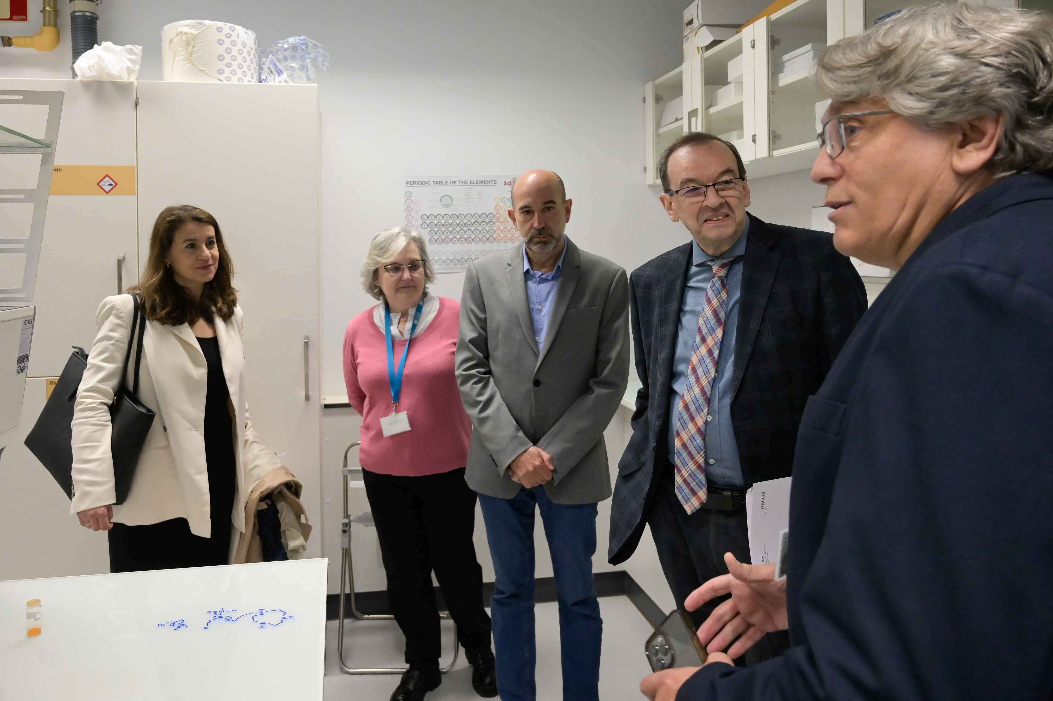 Image 3 of article A Xunta inxecta case 2 M€ no Centro Interdisciplinar de Química e Bioloxía, CICA, tras a súa incorporación á Rede de Investigación de Excelencia de Galicia