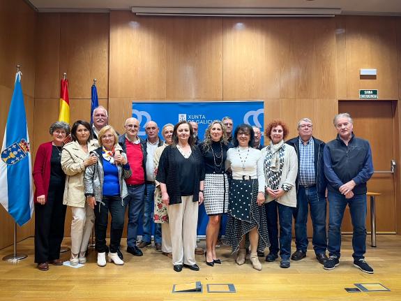 Imagen de la noticia:Martina Aneiros agradece la labor realizada por el personal de la Xunta en Ferrol jubilado desde el año 2022