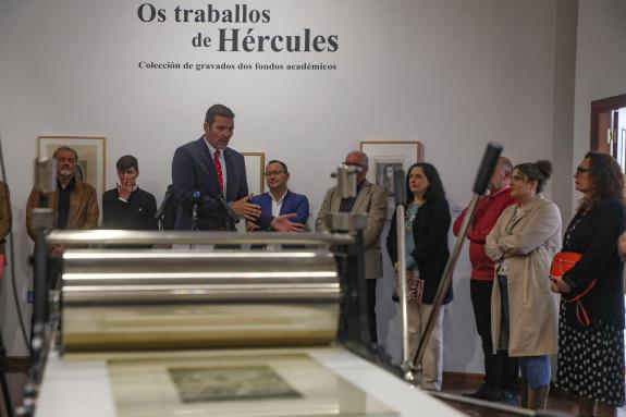 Imaxe da nova:López Campos convida a redescubrir a historia da Real Academia Galega de Belas Artes coa nova exposición 