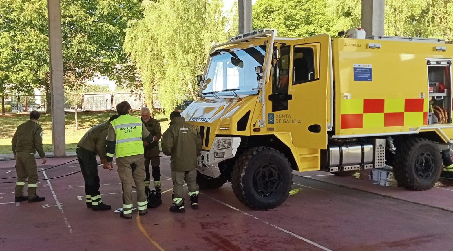 Image 0 of article Medio Rural afianza a súa aposta pola formación para persoal de incendios cun curso de seguridade para bombeiros forestais condutores de motobomba