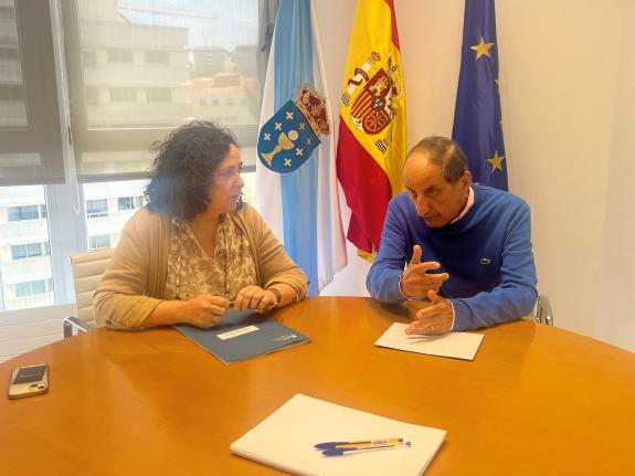 Imagen de la noticia:La delegada territorial de la Xunta en A Coruña, Belén do Campo, se reúne con el presidente de la Federación de Comercio de ...
