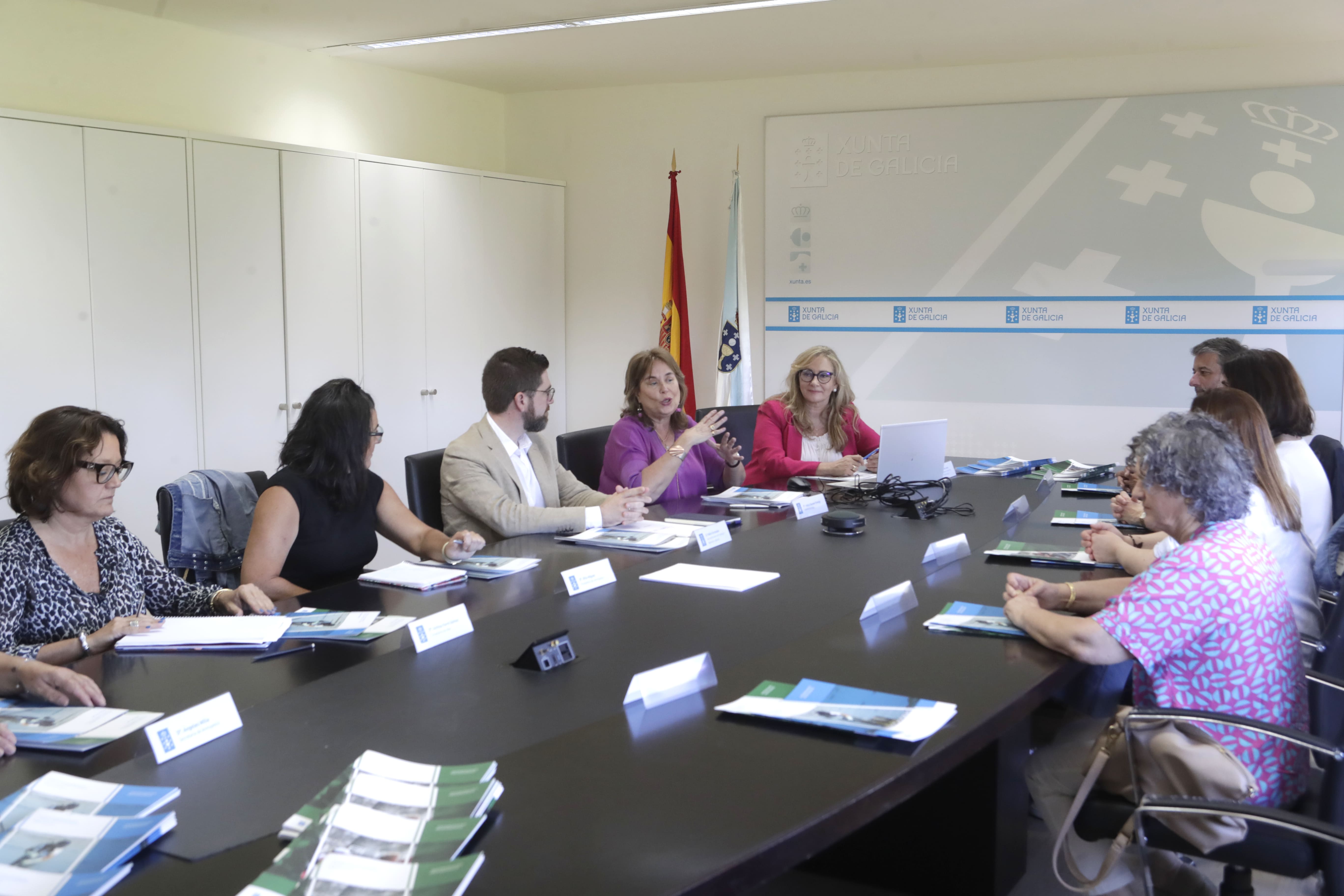 Image 1 of article A Xunta lanza unha campaña de sensibilización para mellorar a identificación das enfermidades profesionais das mariscadoras e das redeiras