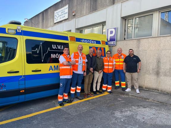 Imaxe da nova:A ambulancia de soporte vital avanzado de enfermería de Lalín asistirá as urxencias e as emerxencias sanitarias da comarca de Deza ...