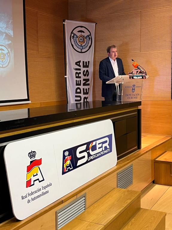 Imaxe da nova:O delegado territorial da Xunta en Ourense participa na presentación oficial do ’57 Rallye Ourense Recalvi’