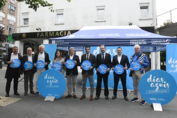 Imaxe da nova:A nova edición da campaña Días Azuis da Xunta e a Federación Galega de Comercio sorteará 20.000 euros en premios para estimular a d...