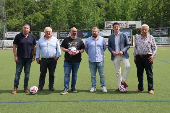 Imaxe da nova:A Xunta apoia o IX Torneo de fútbol memorial Pedro Canoa de Sarria, que congregará a uns 900 xogadores esta fin de semana no estadi...