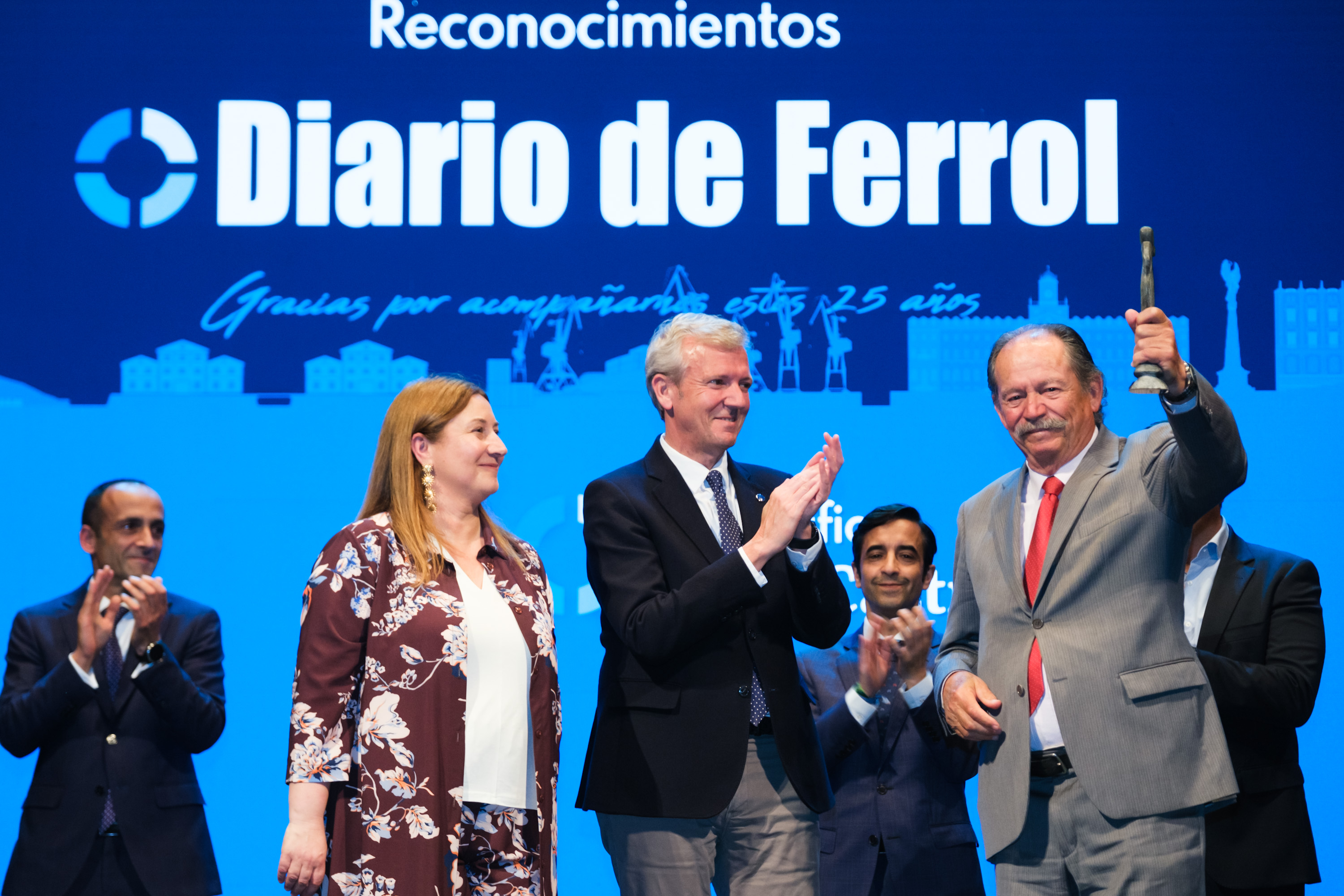 Image 3 of article Rueda felicita ao 'Diario de Ferrol' polo seu 25º aniversario