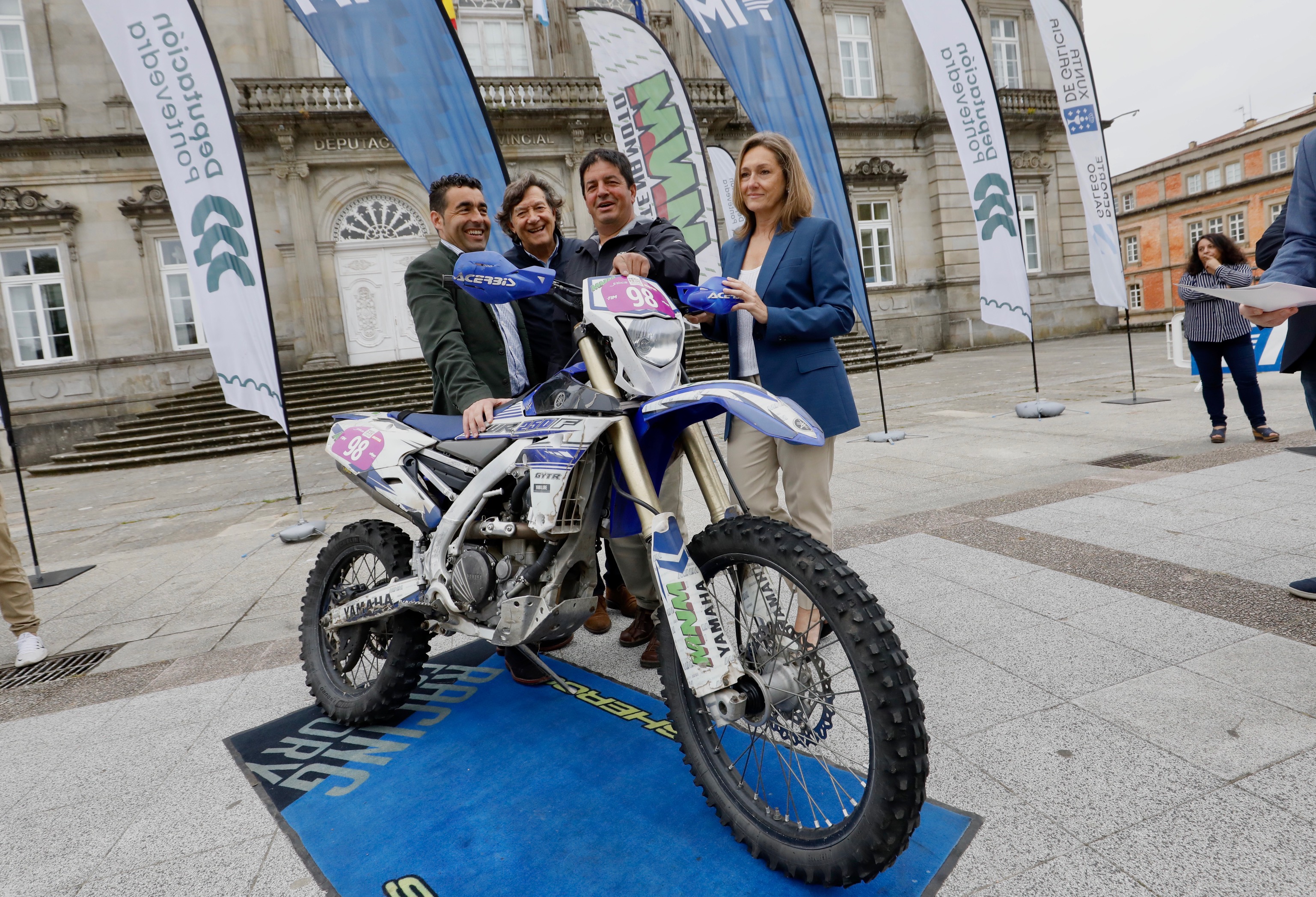 Image 2 of article Lete enxalza o motociclismo galego como referente mundial na presentación da proba máis importante do Enduro, os Six days, que chegará a Galicia en outubro