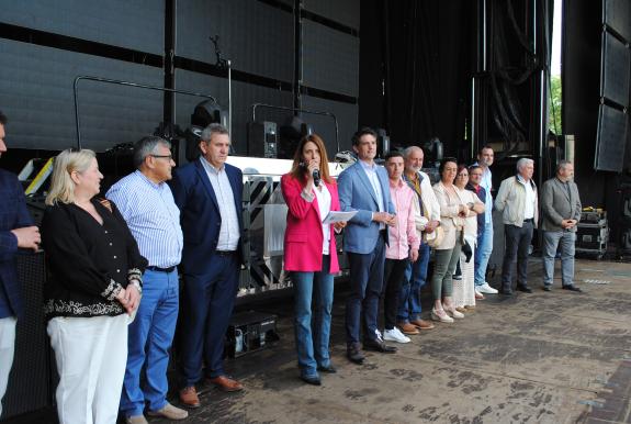Imaxe da nova:A conselleira do Medio Rural ensalza o sector agrogandeiro galego na inauguración das Feiras de Primavera do páramo