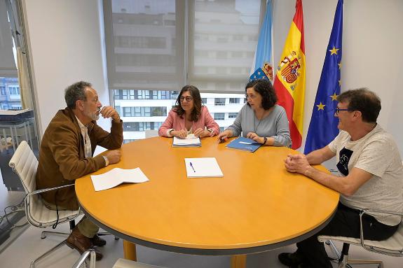Imagen de la noticia:La Xunta informa a los vecinos de Infesta de la adjudicación de la redacción del proyecto de mejora de la seguridad viaria e...
