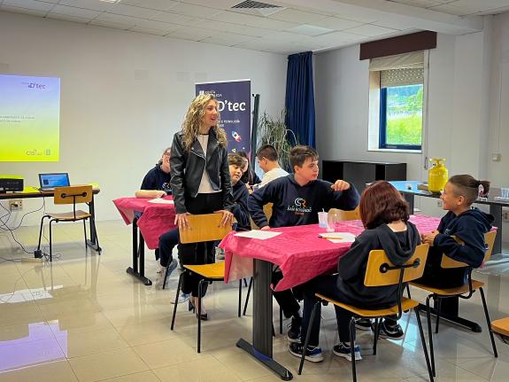 Imagen de la noticia:Martina Aneiros destaca la implicación de la Xunta en el fomento de las vocaciones STEM entre el alumnado