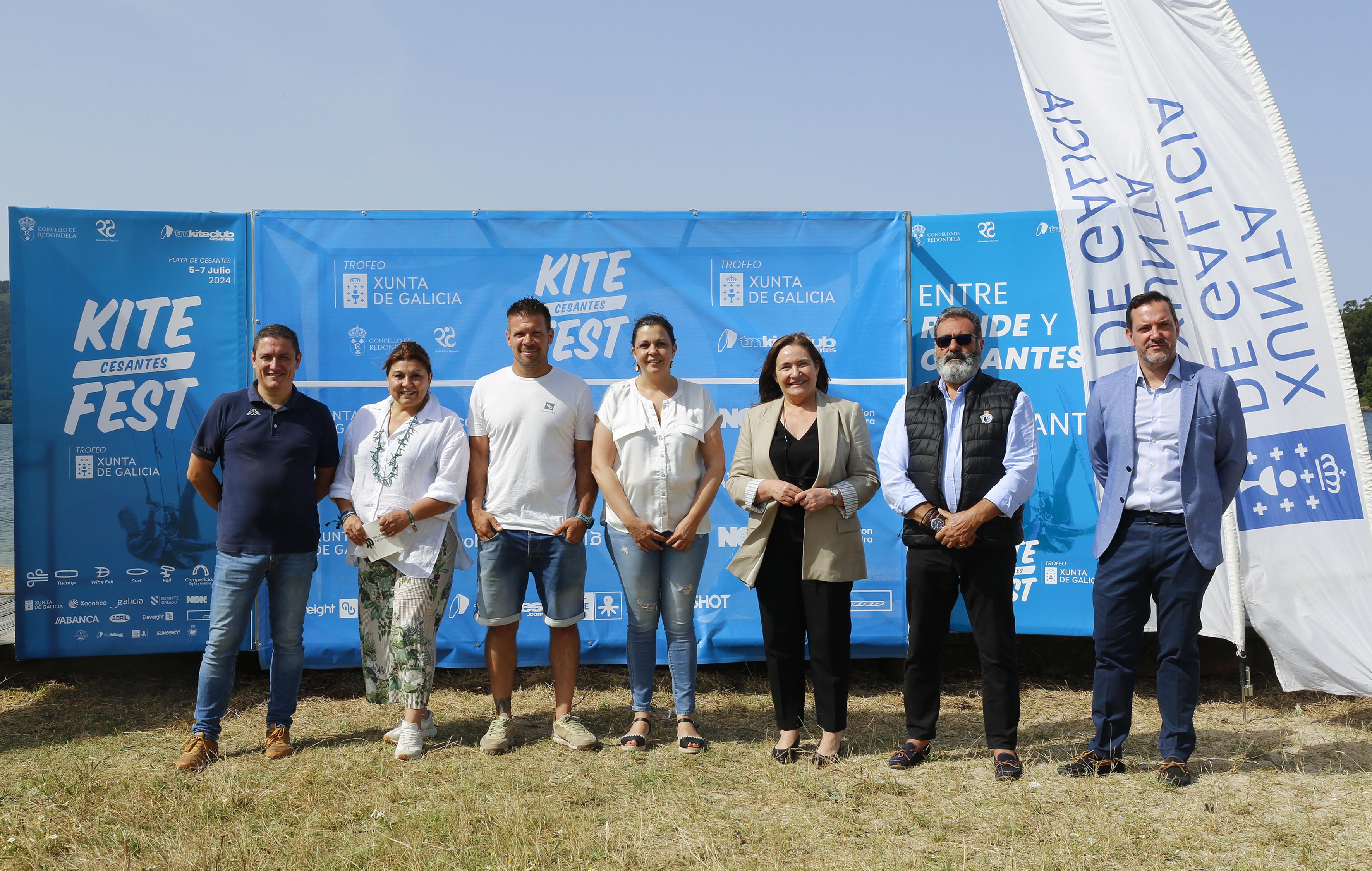 Image 2 of article A delegada da Xunta en Vigo aposta por consolidar o KiteFest de Cesantes como proba de referencia internacional do deporte náutico