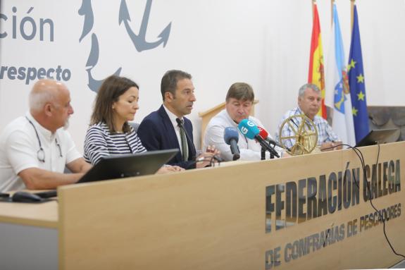 Imaxe da nova:A Xunta pon en marcha o ‘Plan de competitividade e sostibilidade do marisqueo de Galicia’ co que mobiliza 123 millóns de euros ata ...