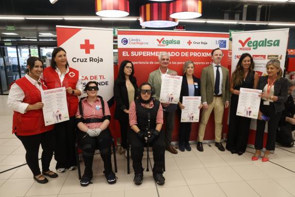 Imaxe da nova:A Xunta asiste á presentación dun Decálogo de Boas Prácticas de atención ás persoas maiores elaborado pola Cátedra Cruz Vermella e ...