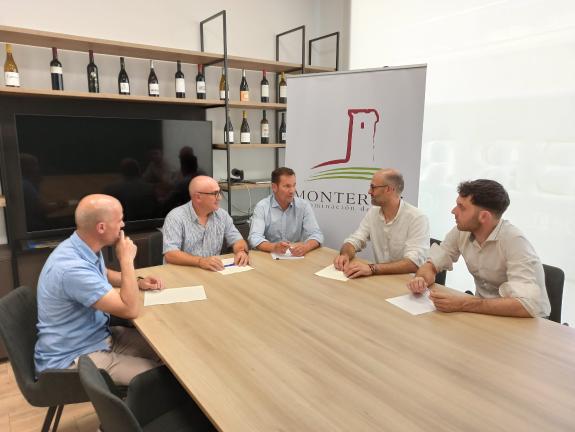 Imaxe da nova:A Xunta destaca a calidade dos viños da do Monterrei e reafirma o seu apoio ao sector vitivinícola galego