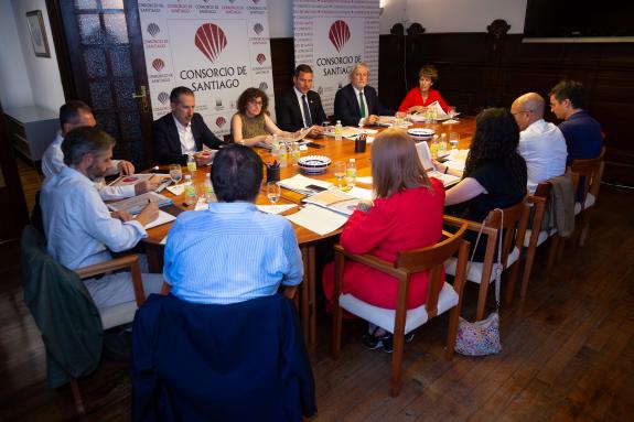 Imaxe da nova:O conselleiro de Cultura, Lingua e Xuventude participa na reunión do Consorcio de Santiago