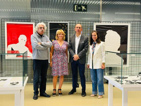 Imaxe da nova:Anxo M. Lorenzo pon en valor a sinerxía entre a arte e a literatura na mostra de Baldomero Moreiras en Ourense