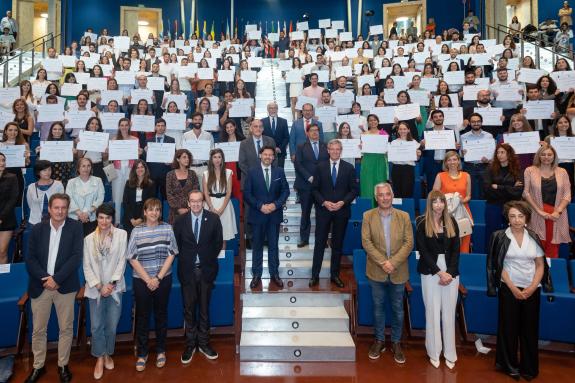 Imagen de la noticia:Emigración abre la convocatoria de 250 bolsas BEME de Máster en Galicia para jóvenes gallegos residentes en el exterior