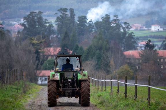 Imaxe da nova:A Xunta destina preto de 23 M€ a case 300 beneficiarios para mellorar a sostibilidade económica e ambiental do sector agrario galeg...