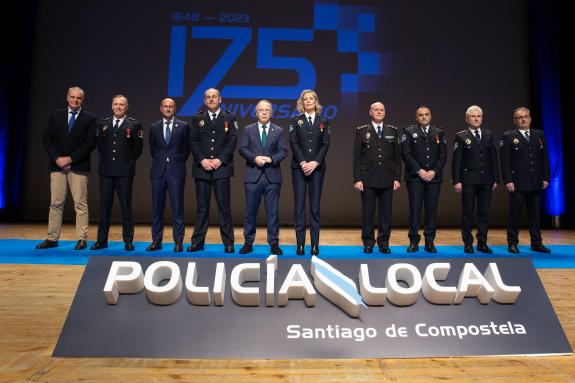 Imaxe da nova:Villanueva participa nos actos de conmemoración do 175 aniversario da Policía Local de Santiago