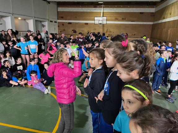 Imagen de la noticia:Medio millar de rapaces disputan en Ferrol el título provincial de centros educativos de campo a través del programa Xogade ...