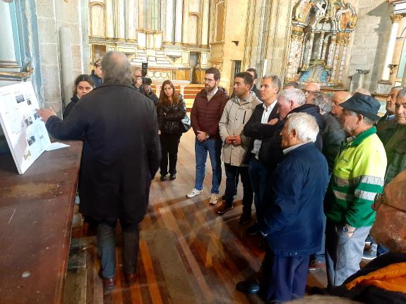 Imaxe da nova:A Xunta presenta o proxecto de rehabilitación e posta en valor da igrexa de San Martiño de Salcedo cun investimento de 280.000€