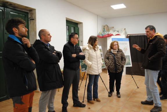 Imaxe da nova:A Xunta dinamiza o núcleo rural da aldea modelo de Trascastro, no concello do Incio, para contribuír ao seu desenvolvemento económi...