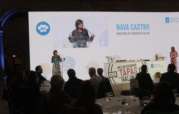 Imagen de la noticia:Nava Castro participa en la VII Gala Showcooking donde se escogió a Álvaro Villasante del Paprica de Lugo como mejor cociner...