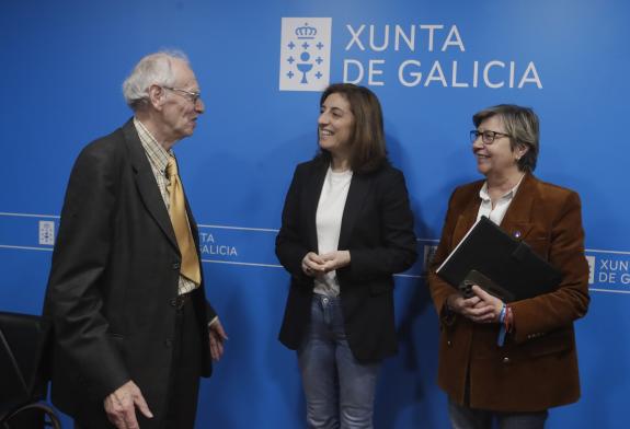 Imagen de la noticia:La Xunta expone las bases de la futura Ley del litoral ante uno de los mayores expertos europeos en derecho ambiental