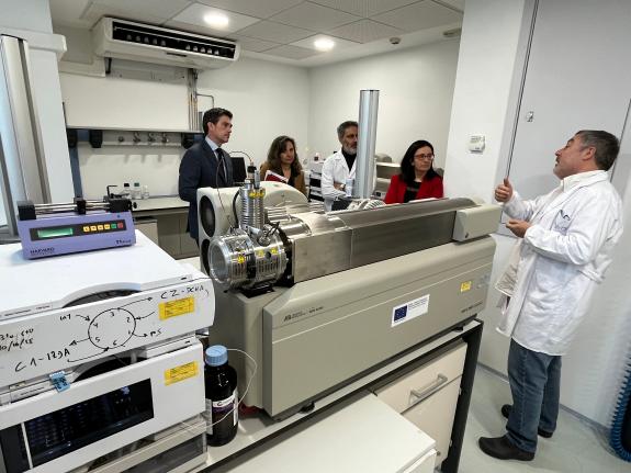 Imagen de la noticia:La Xunta licita equipación por valor de cerca de 1 M€ para modernizar el Laboratorio de Saúde Pública de Galicia