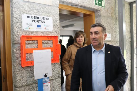 Imagen de la noticia:La Xunta colabora con el Ayuntamiento de Portas en las mejoras en el interior y en el entorno del albergue de Briallos con u...