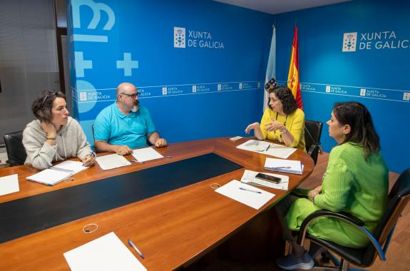 Imagen de la noticia:La Xunta recuerda que ya está abierto el plazo para solicitar ayudas para contratar personas cuidadoras de ganado extensivo ...