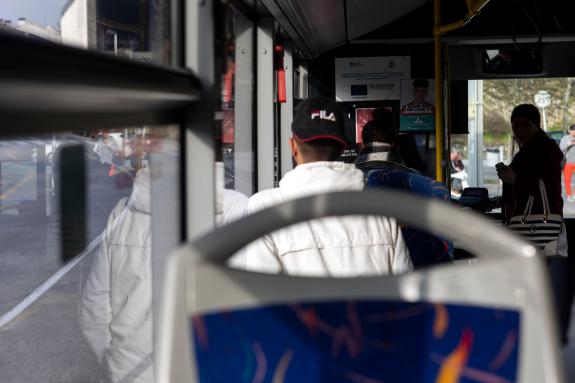 Imagen de la noticia:La Xunta habilita desde el día 5 de junio una línea de autobús entre Vigo, O Porriño y los polígonos industriales de A Granx...