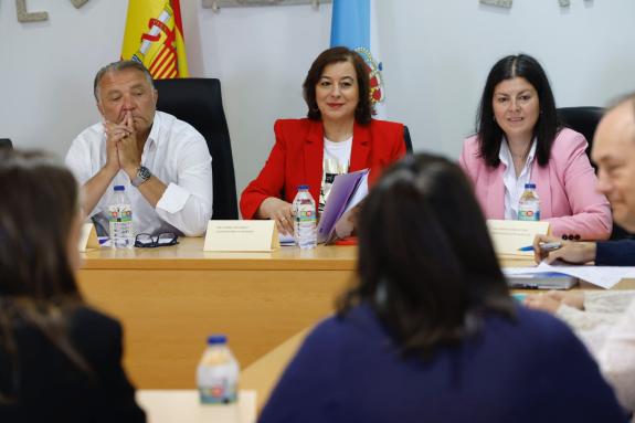 Imagen de la noticia:La Xunta aboga en Palas de Rei por la dinamización de las mesas locales contra la violencia de género e intensifica la ofert...