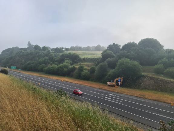 Imaxe da nova:A Xunta iniciará esta semana novos traballos de limpeza nas marxes de dúas estradas autonómicas nas provincias da Coruña e de Ponte...