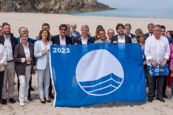 Imaxe da nova:Rueda destaca que as 139 bandeiras e distintivos azuis de Galicia acreditan o compromiso da comunidade coa conservación do patrimon...