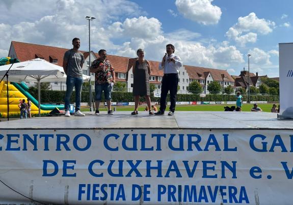 Imagen de la noticia:Miranda felicita a los gallegos residentes en Cuxhaven por el éxito de su 46 Fiesta de la Primavera