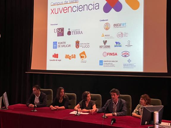 Imagen de la noticia:Javier Arias participa en la inauguración de la nueva edición de XuvenCiencia en el Campus Terra