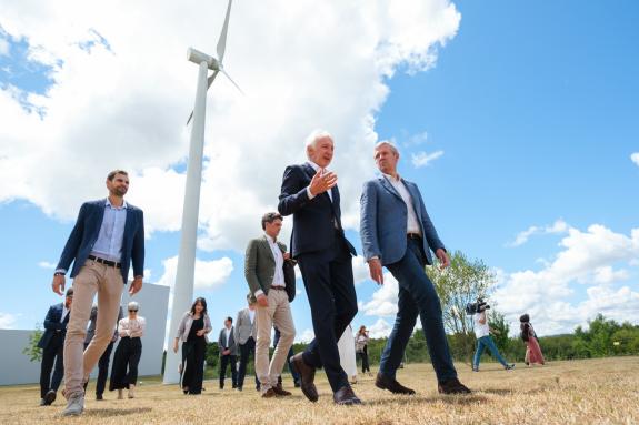 Imagen de la noticia:Rueda destaca el apoyo de la Xunta a las empresas vinculadas a las energías renovables con la declaración como proyecto empr...