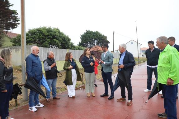 Imagen de la noticia:La Xunta subraya que la Ley del litoral garantiza el acceso a servicios básicos y esenciales en los núcleos costeros frente ...