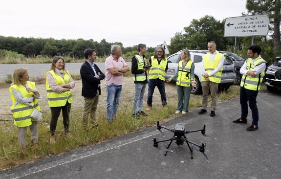 Imaxe da nova:A Xunta realiza probas piloto con drons e intelixencia artificial para detectar con maior precisión os danos nos pavimentos das est...