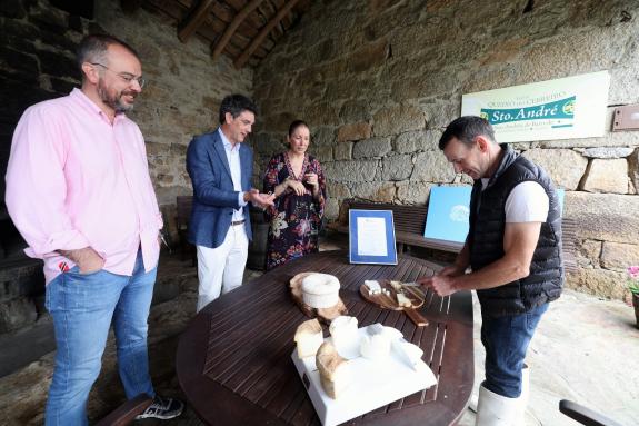 Imaxe da nova:Os produtos da queixería Santo André de Castroverde contan xa co certificado de Galicia Calidade