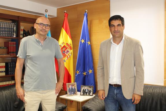 Imaxe da nova:O  delegado territorial da Xunta en Ourense reúnese co alcalde de Beade