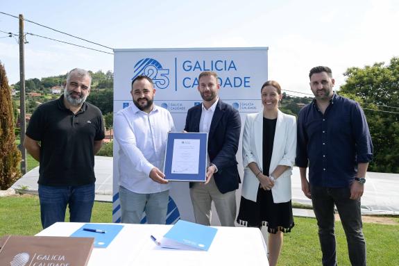 Imaxe da nova:O selo de Galicia Calidade certifica os produtos da empresa apícola Melías