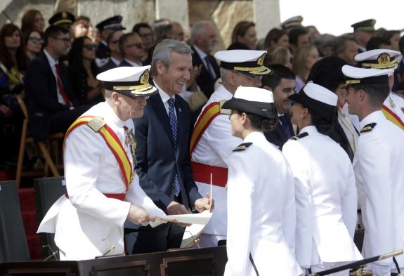 Imaxe da nova:Rueda participa no acto de xura de bandeira e entrega de Reais Despachos da Escola Naval Militar de Marín