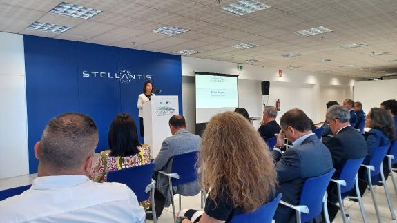 Imaxe da nova:A Xunta colabora con Stellantis na procura dunha planta máis flexible, sustentable e conectada