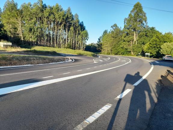 Imaxe da nova:A Xunta remata as obras de mellora do acceso desde a estrada AC-240 aos núcleos de Oca de Arriba e Oca de Abaixo, no concello de To...